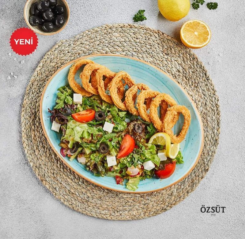 Közdə badımcanlı kalamar salat