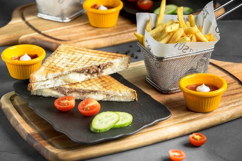 Qovurmalı tost