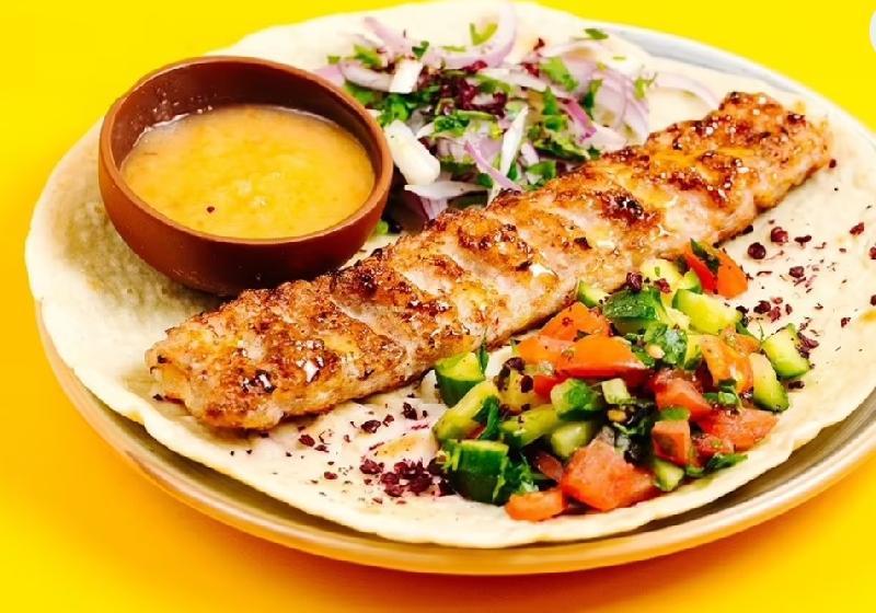 Toyuq lüləsi qabda 