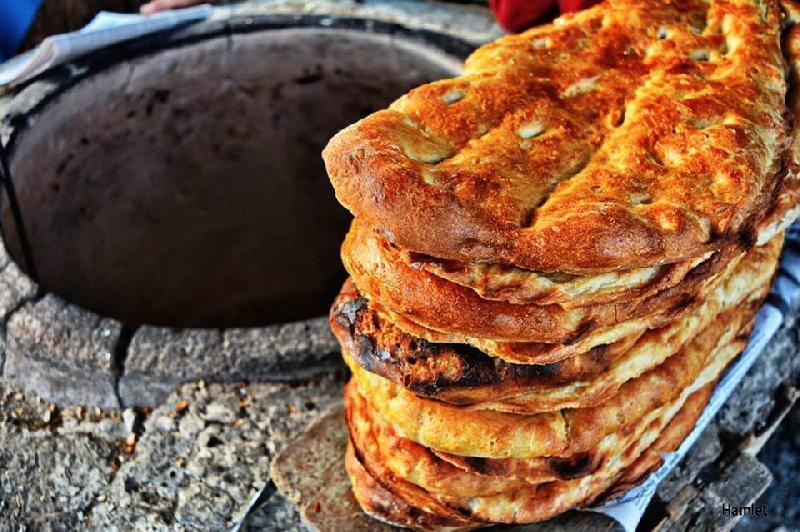 Fırından /təndir çörəyi 