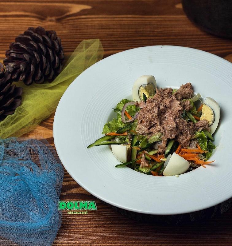 Tuna salatı 