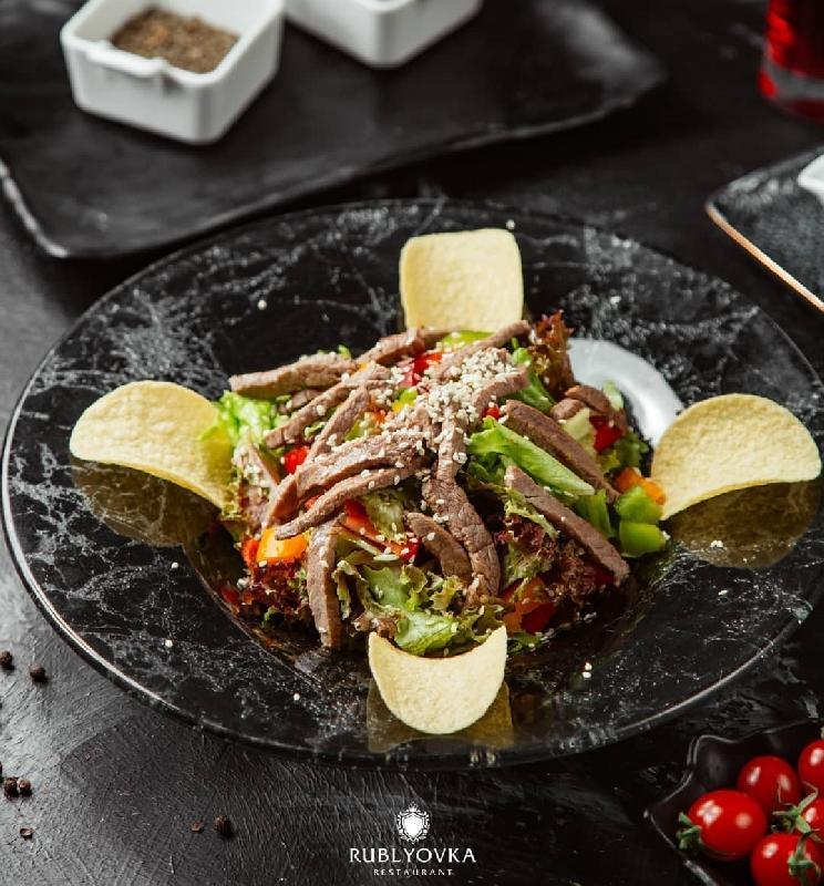 Steyk Salat 