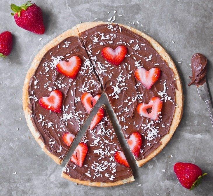 Pizza Şokoladlı