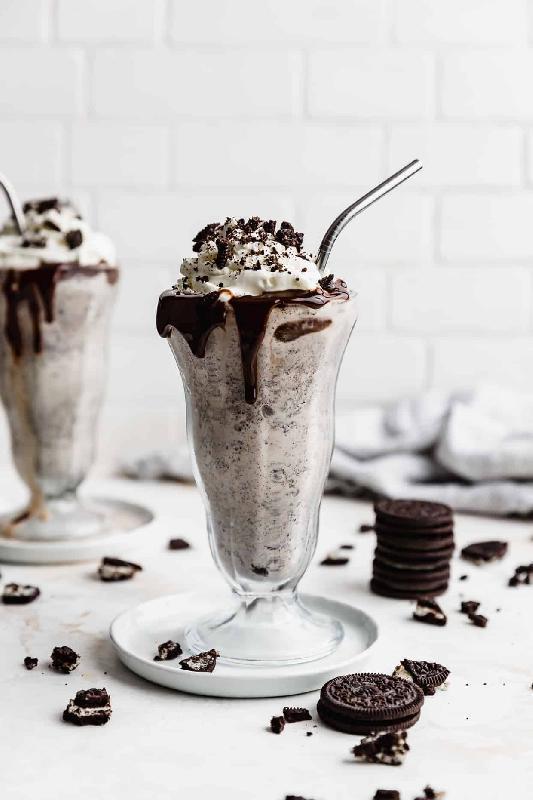 Oreo Milk Shake 