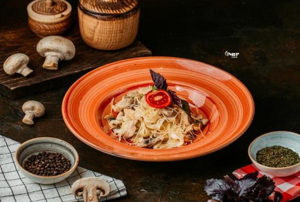 Toyuq tagliatella