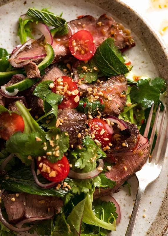 Thai ət salatı
