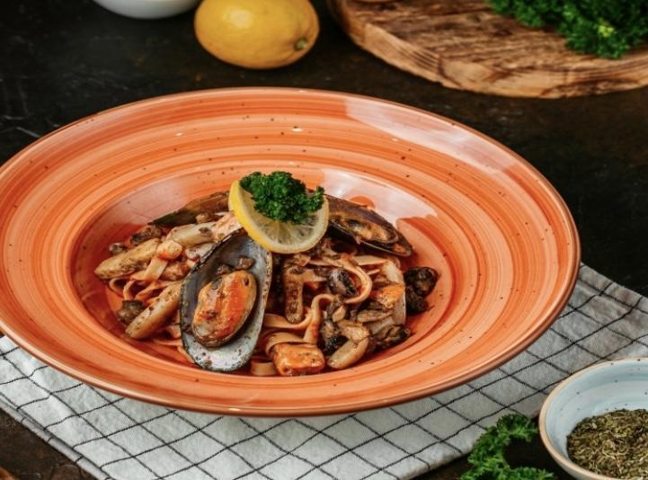 Dəniz məhsullarının pastası
