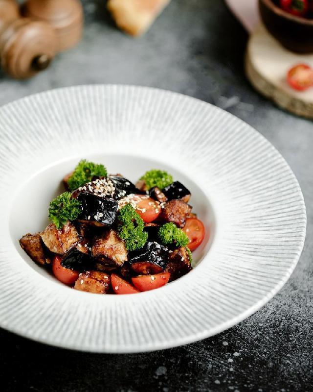 Badımcan Salatı