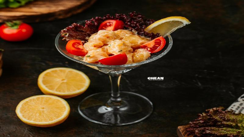 Manqo Souslu Krevet Salatı