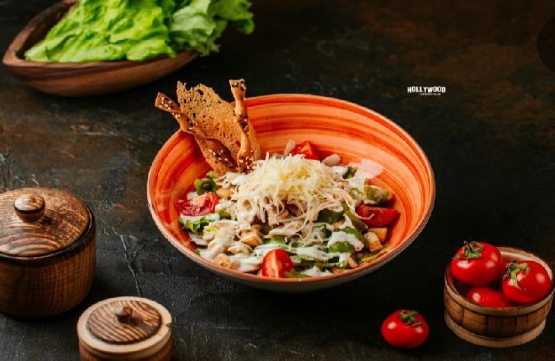 Sezar salatı 