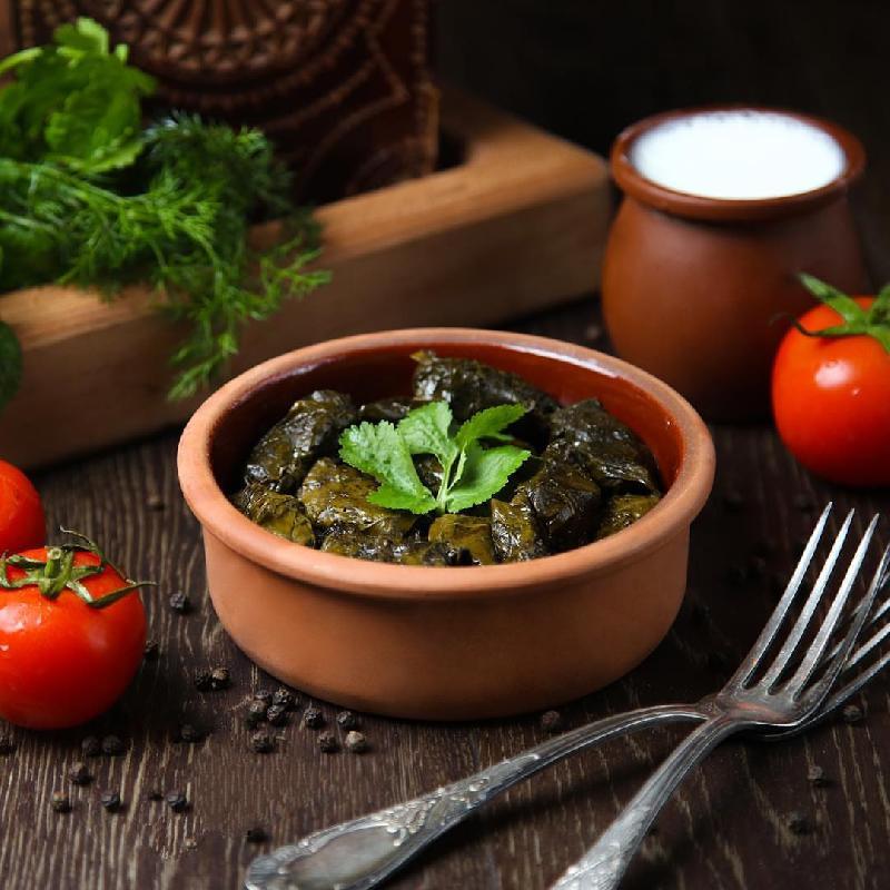 Yarpaq dolması 