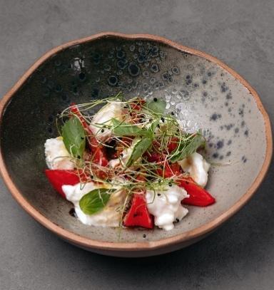 MOZZARELLA & CHERRY TOMATO