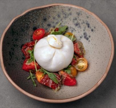 BURRATA WITH TOMATO 