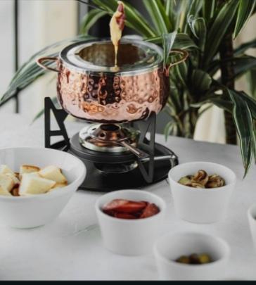 CHEESE FONDUE 
