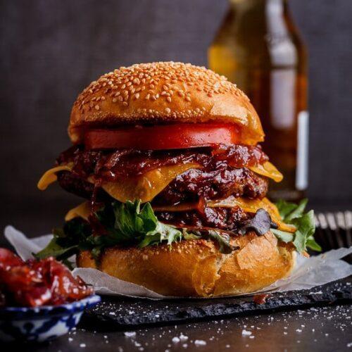 DOUBLE BEEF CHEESEBURGER