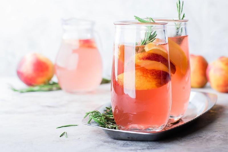 SEASONAL LEMONADE