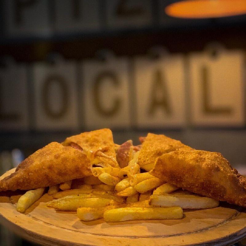 Fried Pizza Kolbasa
