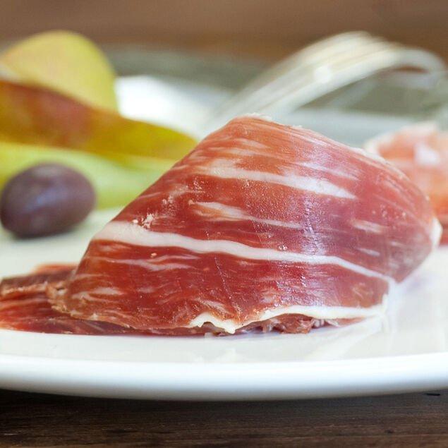 Mangalica ham,olives