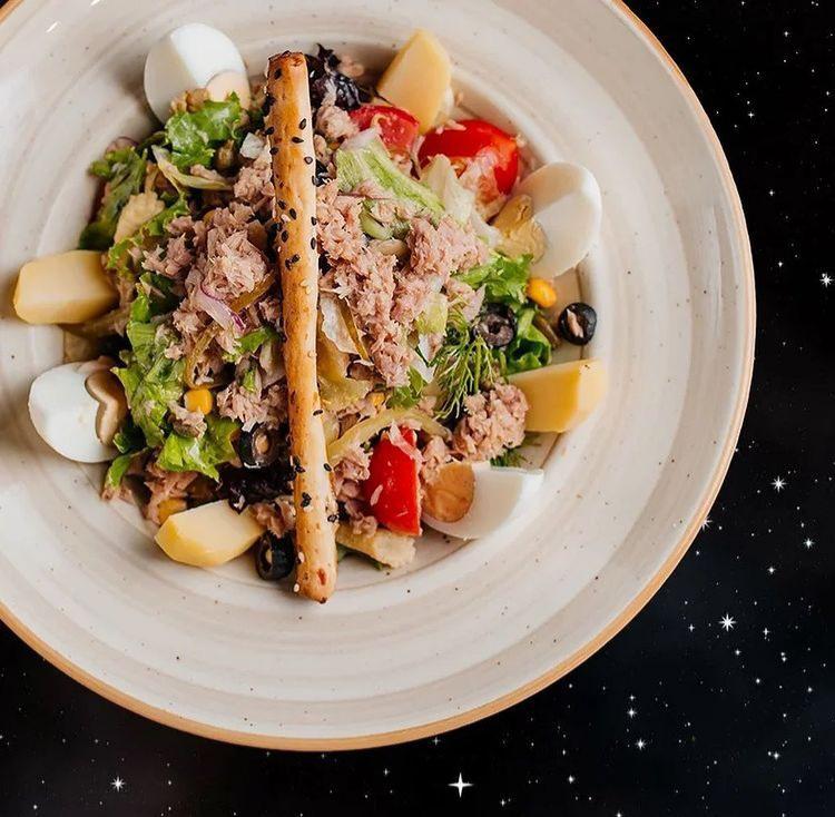 Tuna salatı