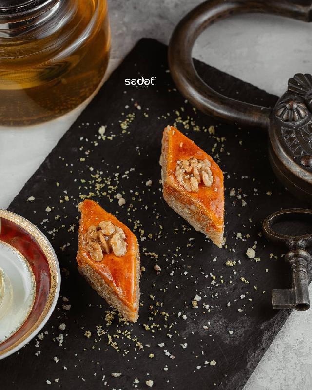 Bakı paxlavası