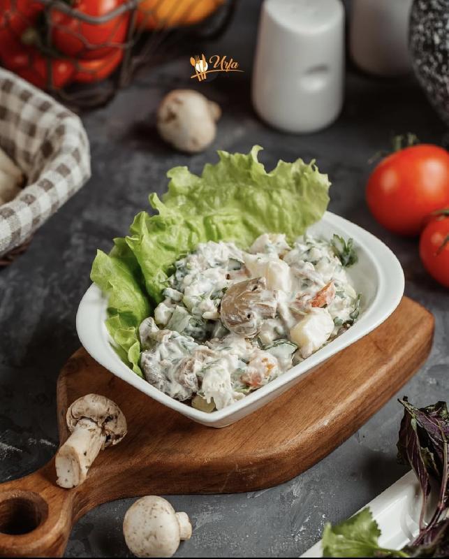 Göbələk salatı