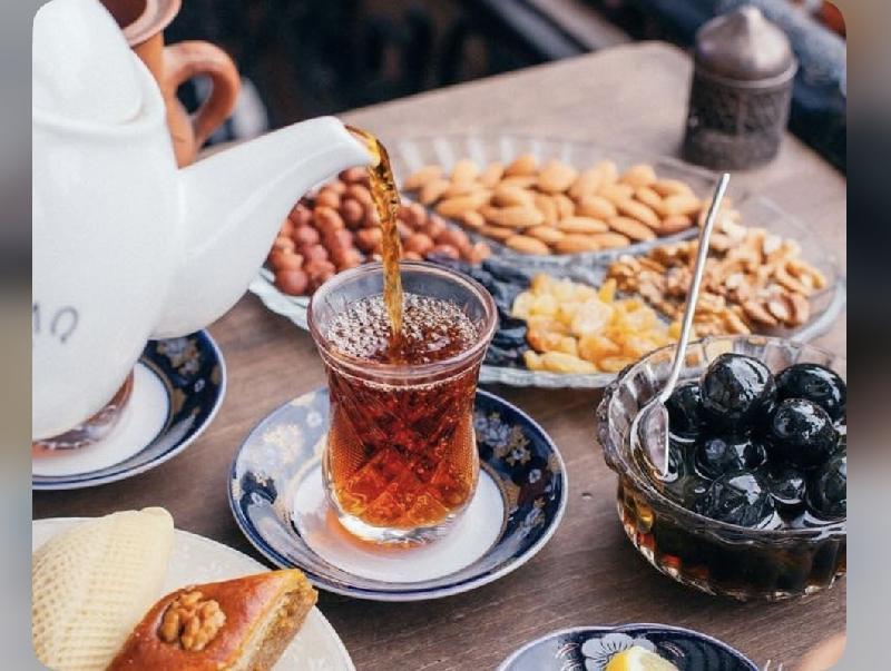 Çay dezgahı murebbe ilə