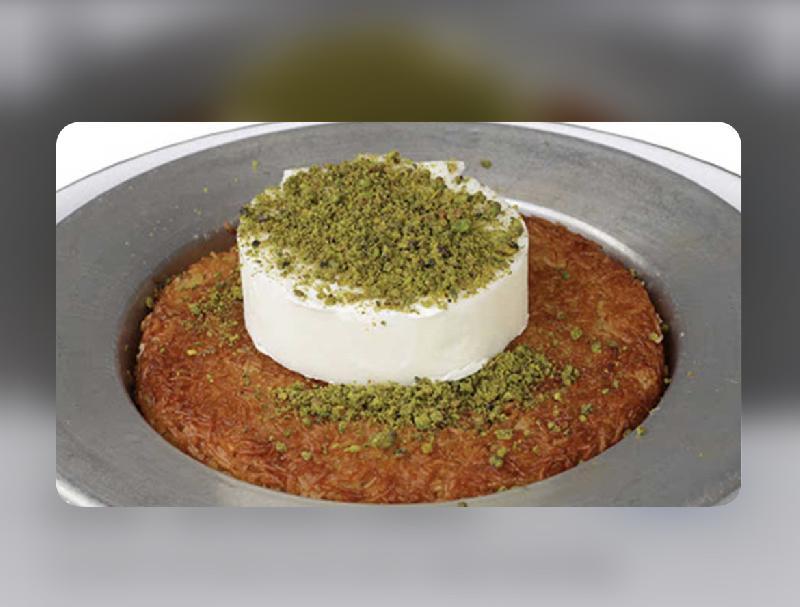 Künefe qozlu ve qaymaqlı