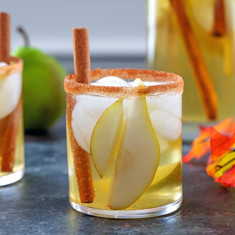 Pear &. Cinnamon