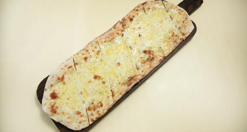 Kaşarlı Pide 