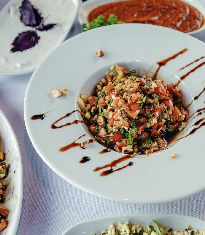 Badımcan özəl salatı