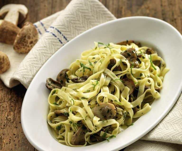 TAGLIATELLE
