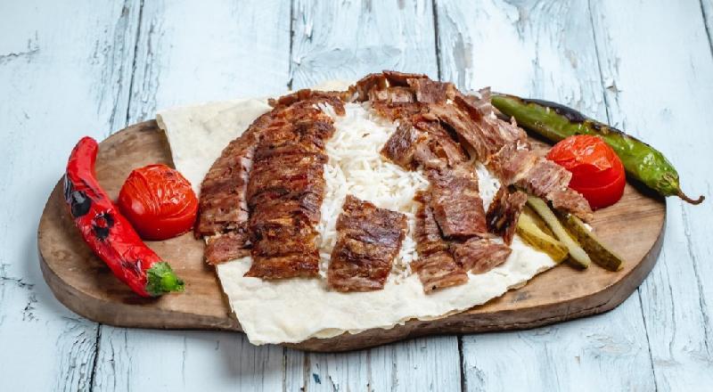 Plovustu meat doner 