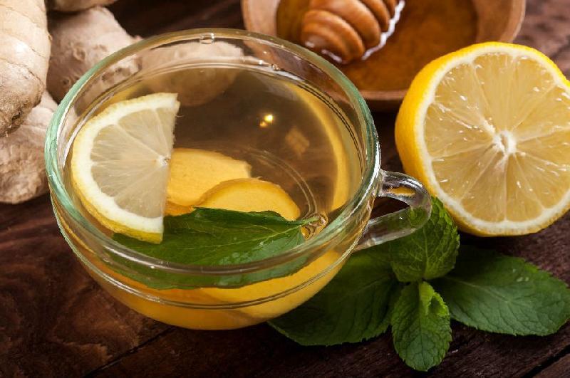 Zəncəfil-Nanəli Limon Çayı