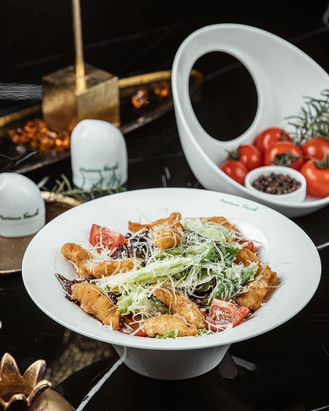 Toyuq Salatı