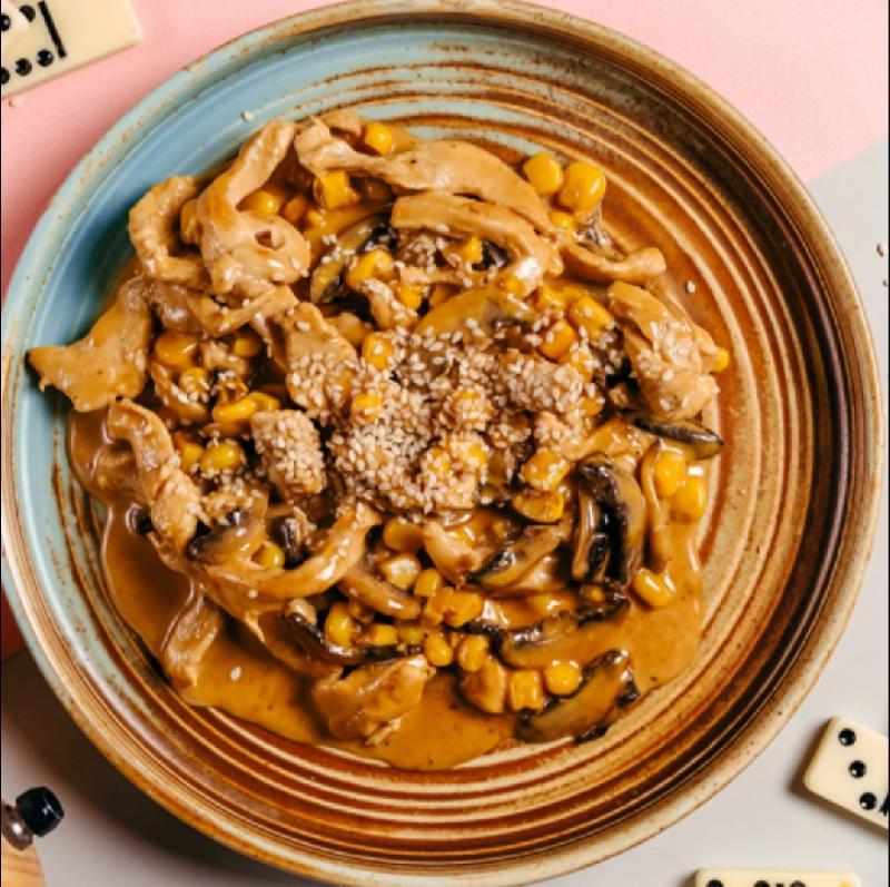İsti Toyuq Salatı 