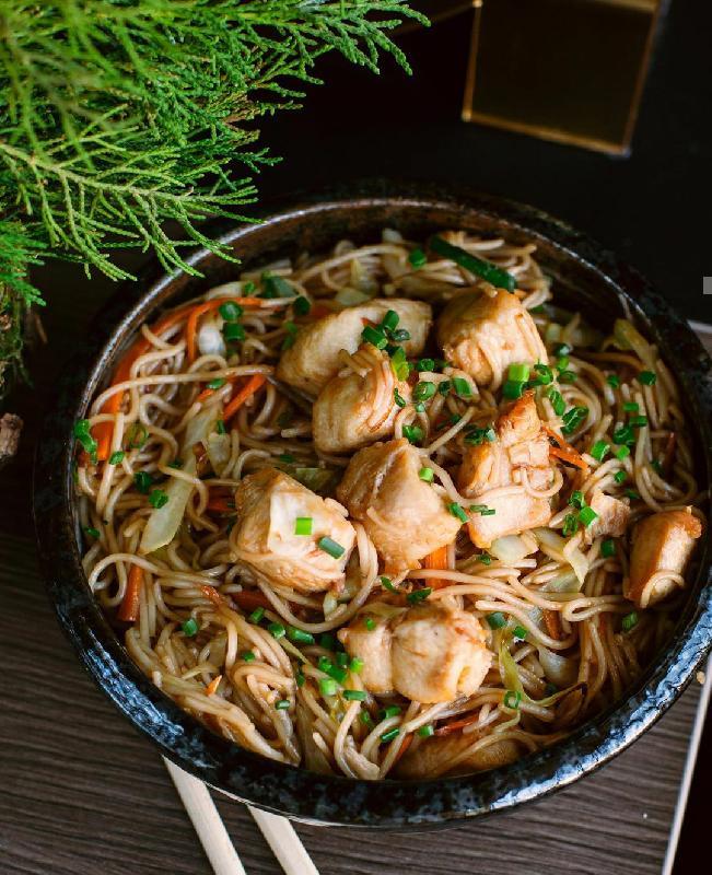 Noodle toyuq