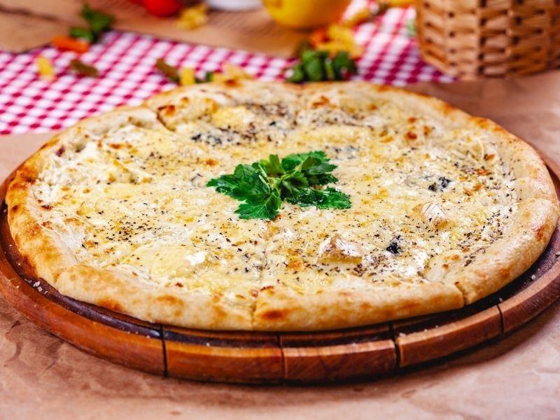 Pizza 4 Pendir