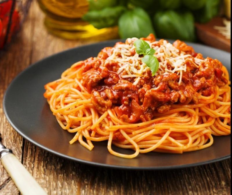 Spagetti Bolonez