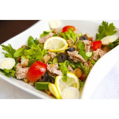 Tuna salatı
