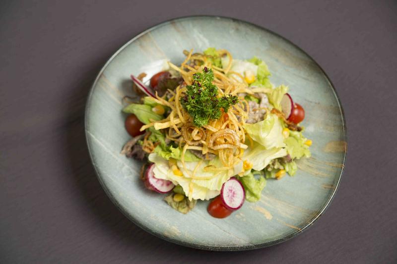 Beef Salatı  
