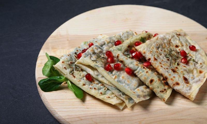 Qutab göyərti ilə