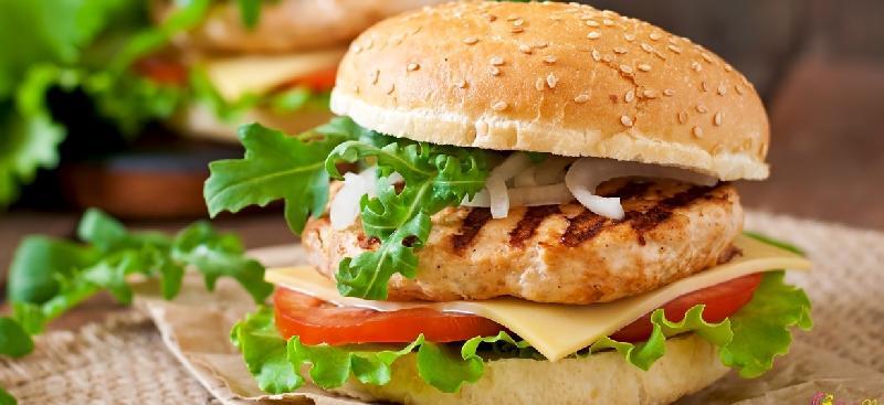 Toyuq burger