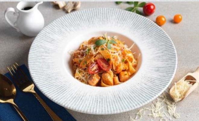 Salmon Fettuccini