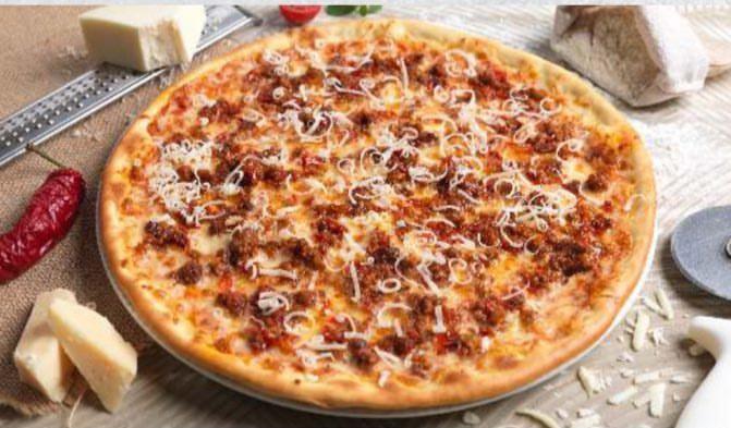 Bolognese Pizzası