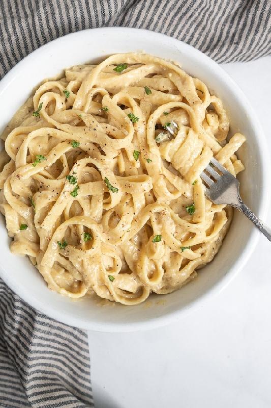 Vegeteryan fetuçini