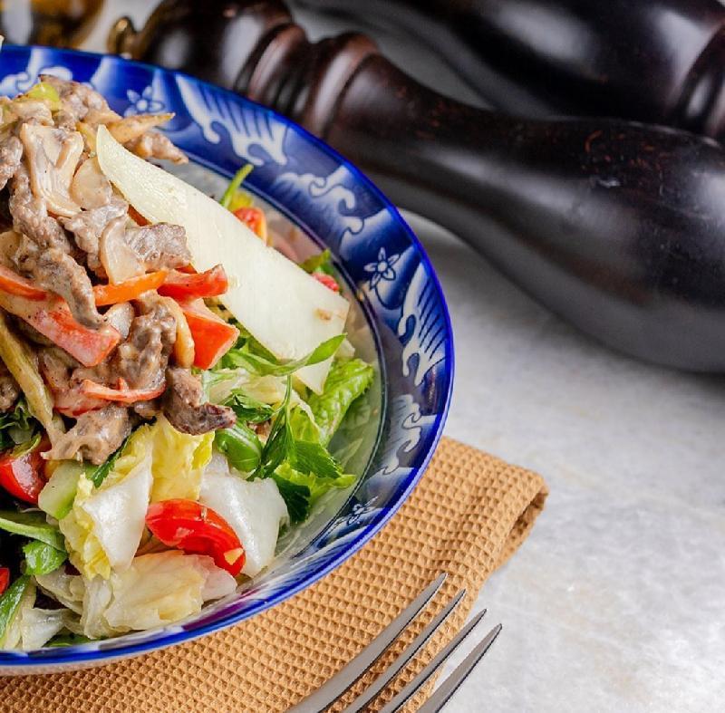  Toyuq Sezar salata 