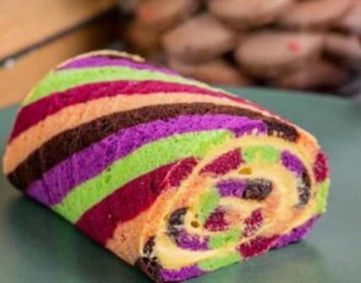 Manqolu rainbow cake 