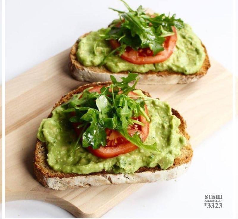 Bruschetta avocado 