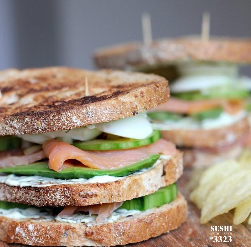 Salmon Sendwich