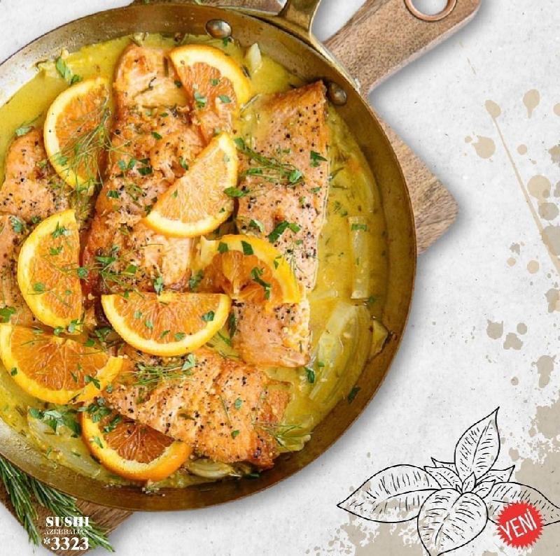 Salmon steak göbələk  ilə 